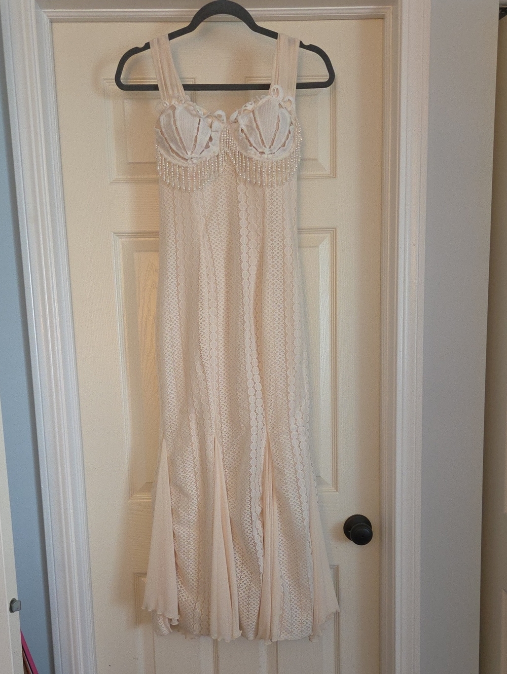 NWT LaceMade Siren's Song Mermaid Long Lace Dress Pearl Beads Shells Cream Small - Picture 12 of 16